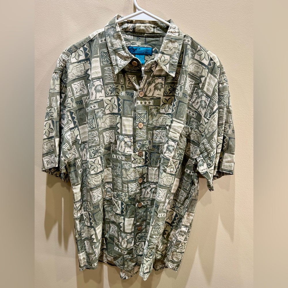 Paradise Blue Men Short Sleeve Shirt Size L, Hawaiian Style Pattern, Silk/cotton